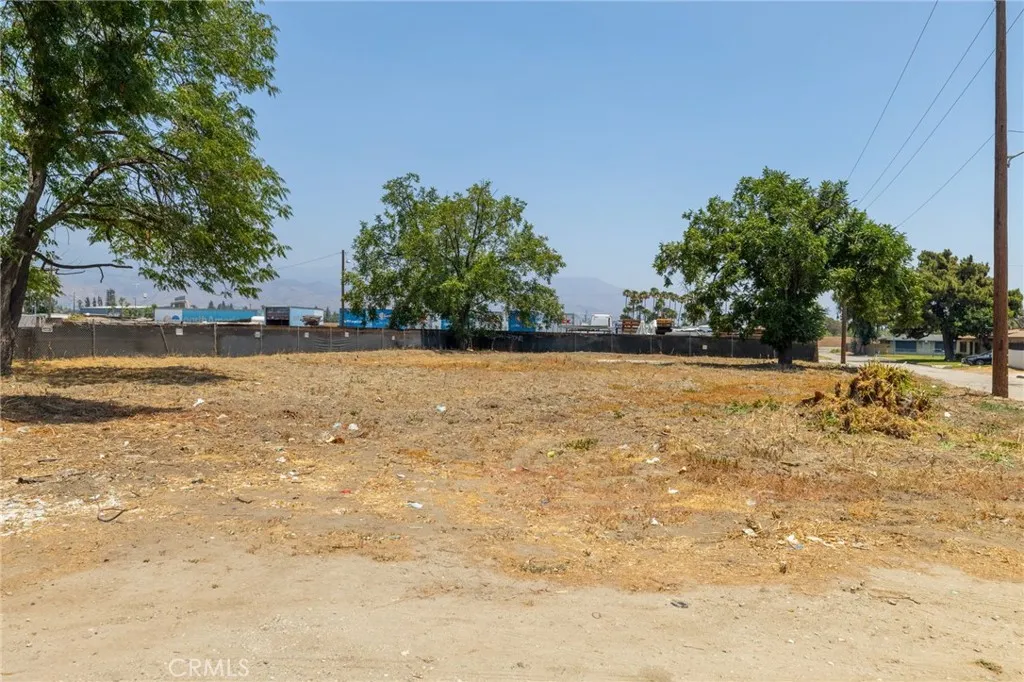 main property photo 24