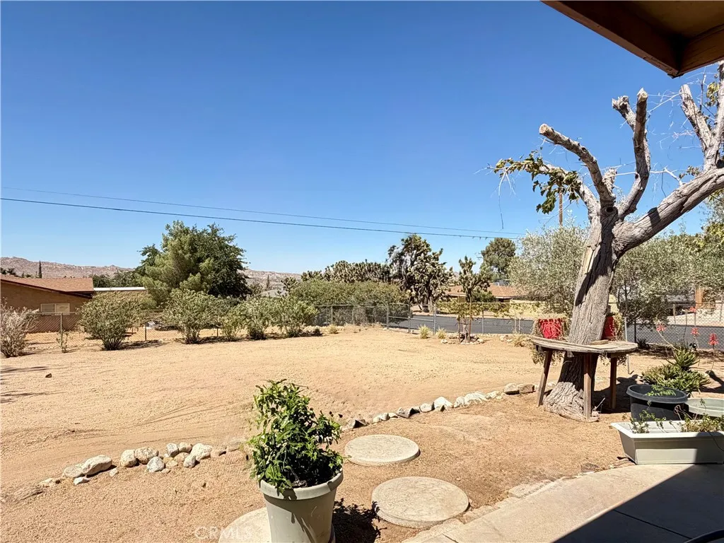 main property photo 41