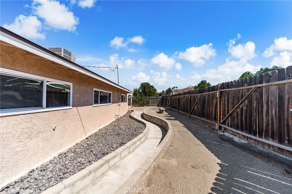 main property photo 53