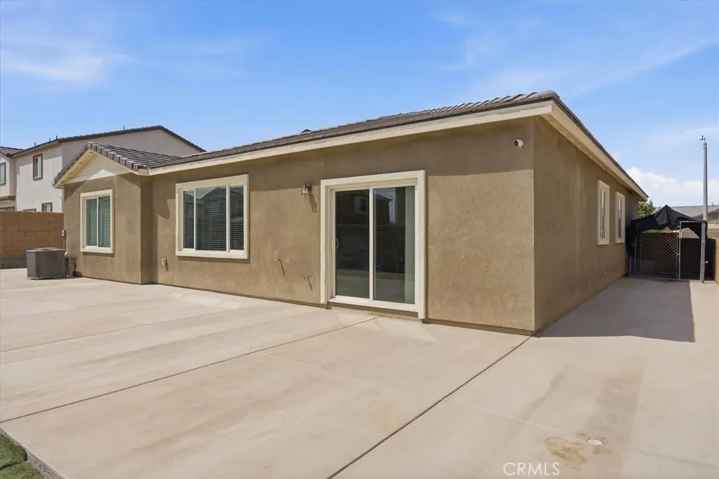 main property photo 38