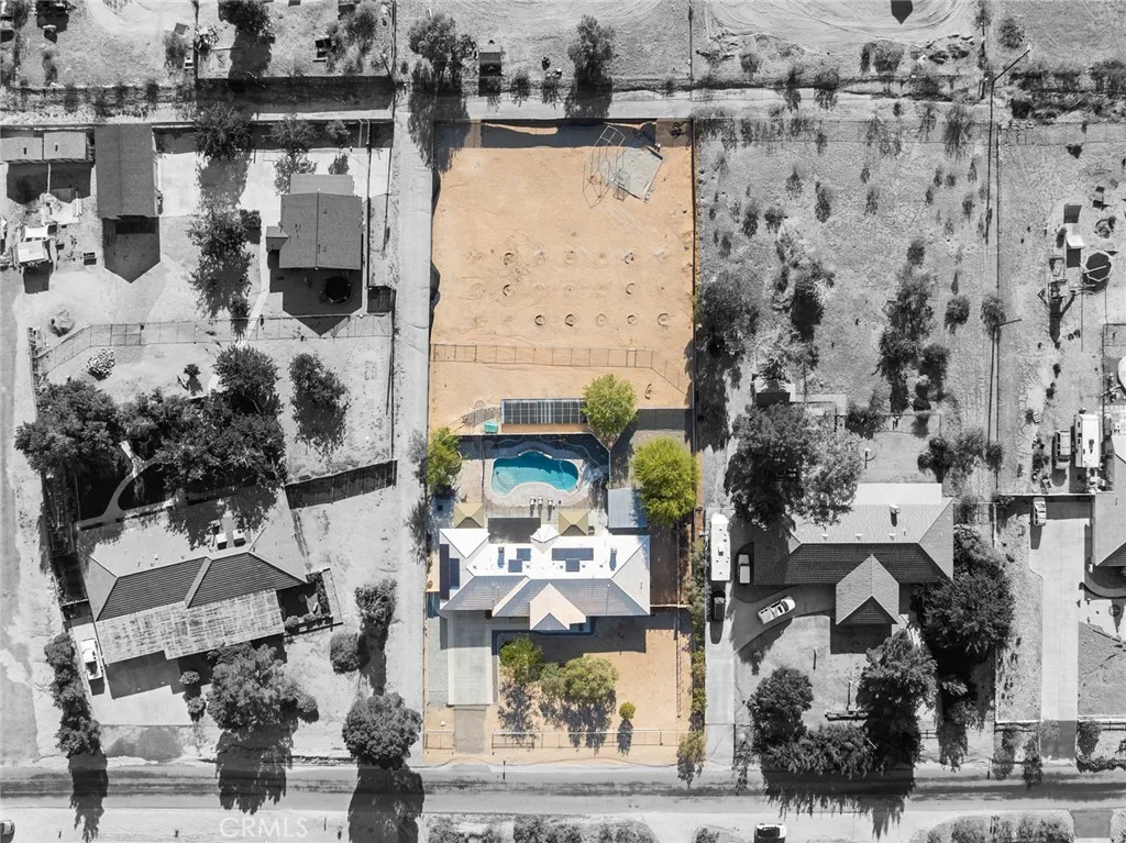 main property photo 38