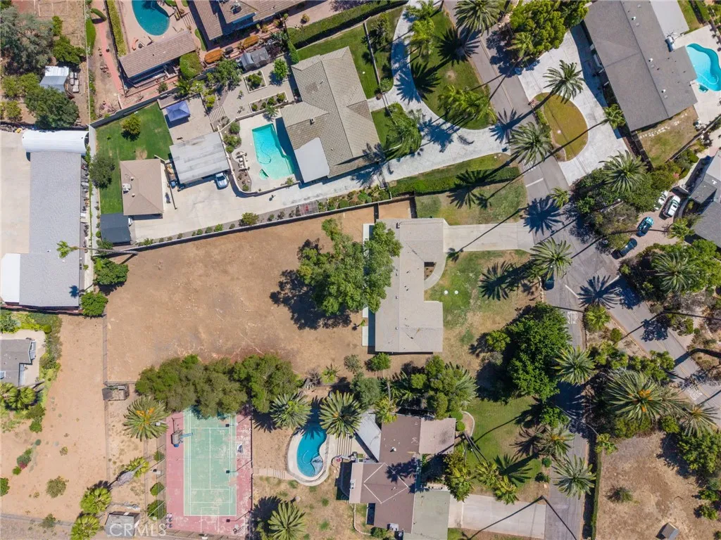 main property photo 54
