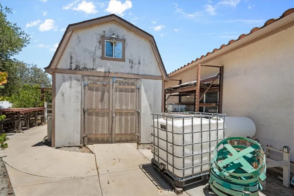 main property photo 42