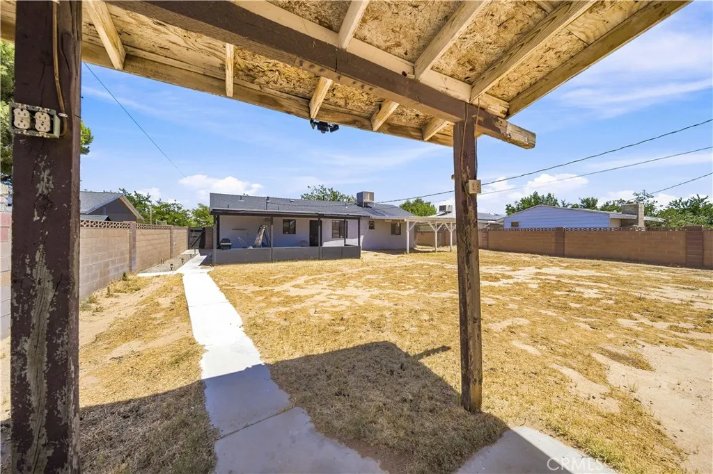 main property photo 27