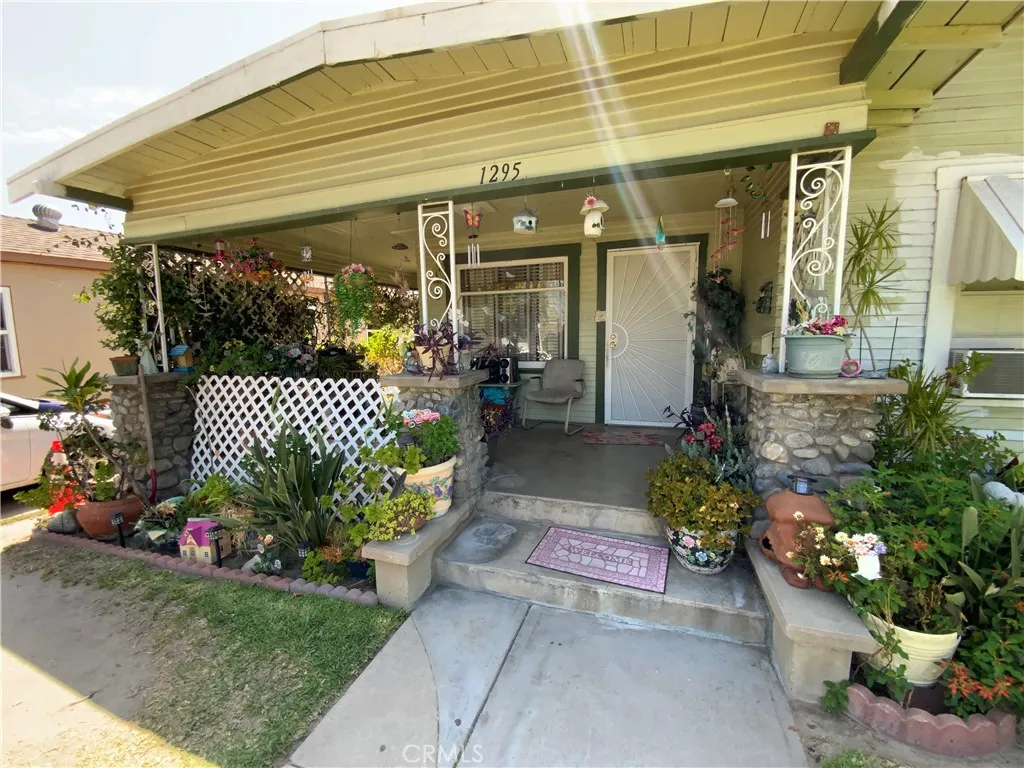 main property photo 15