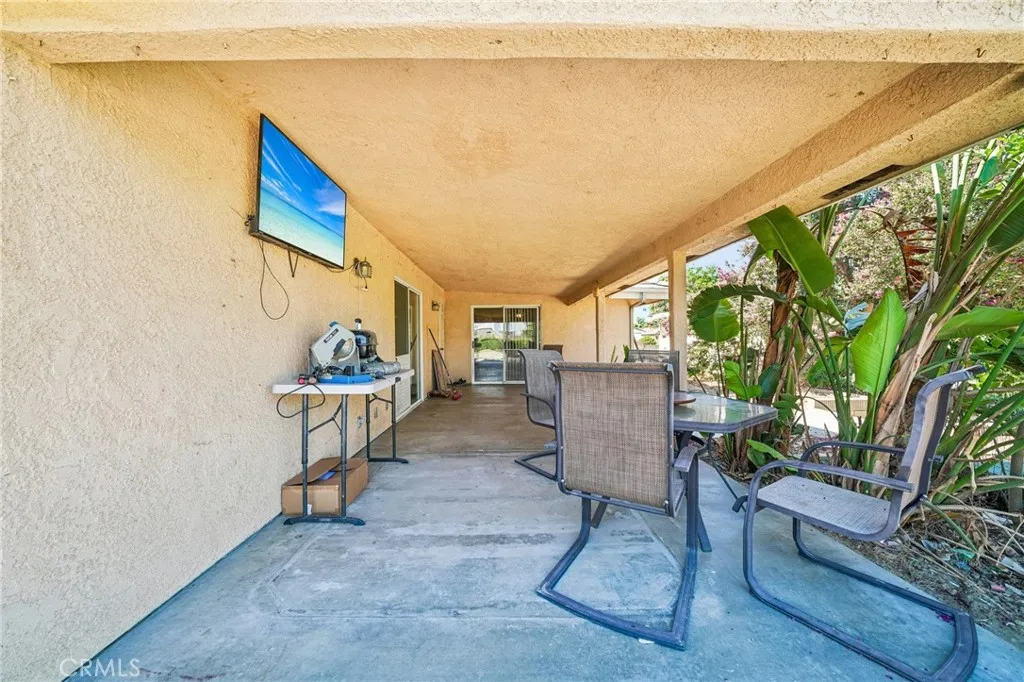 main property photo 33
