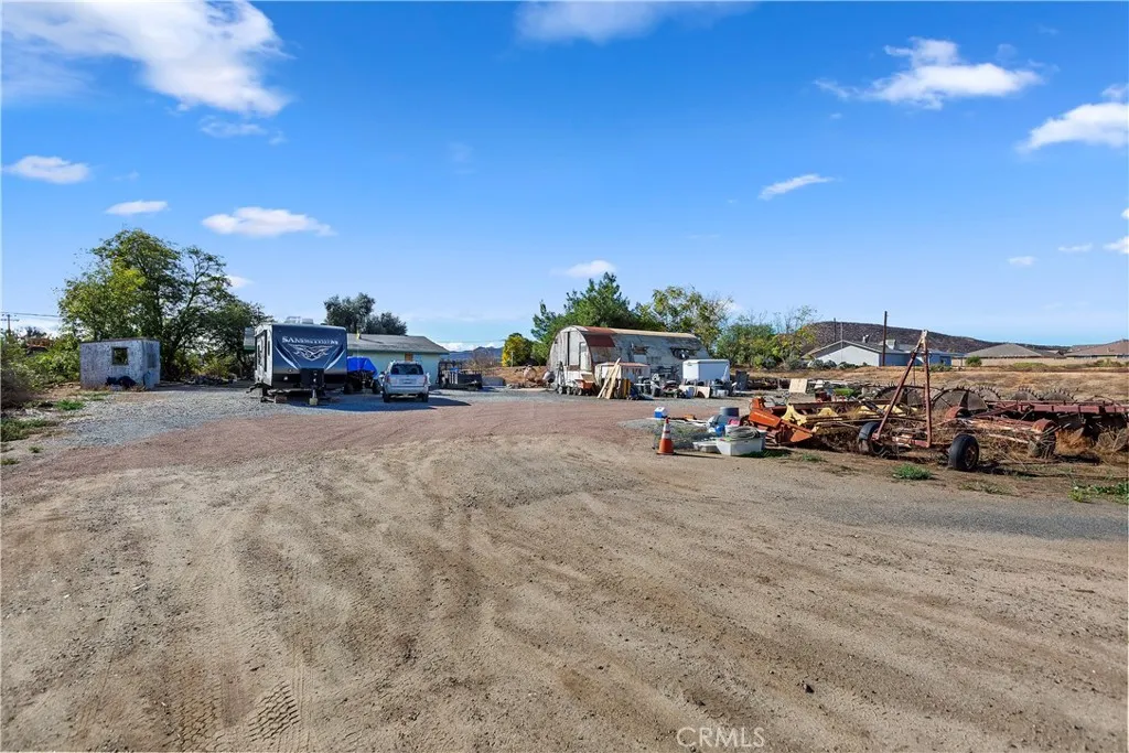 main property photo 5