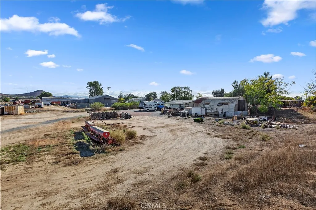 main property photo 6