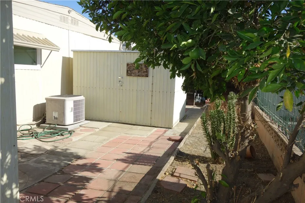 main property photo 29