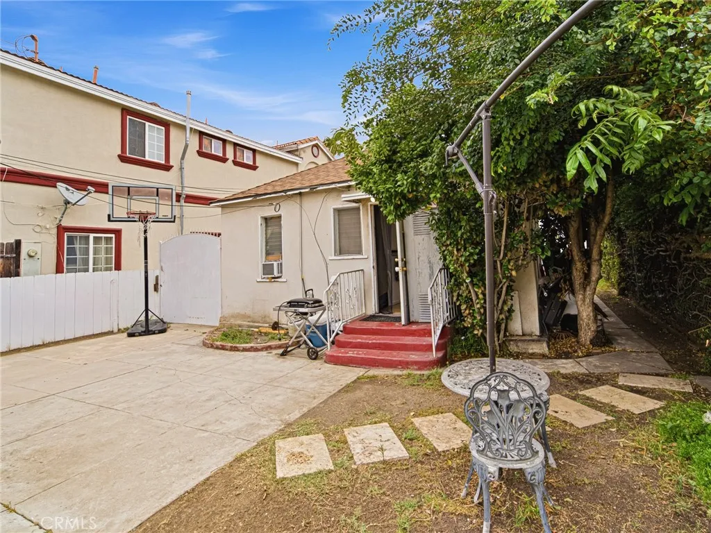 main property photo 26