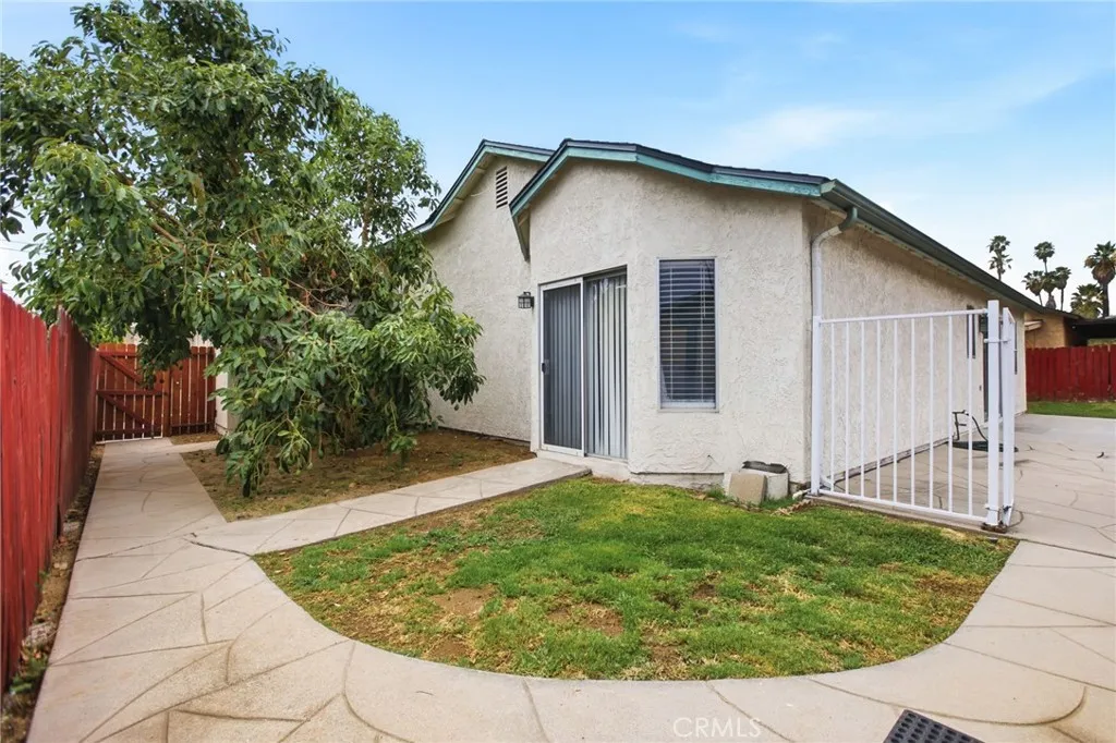 main property photo 25