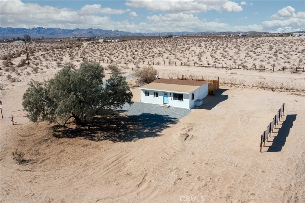 main property photo 20