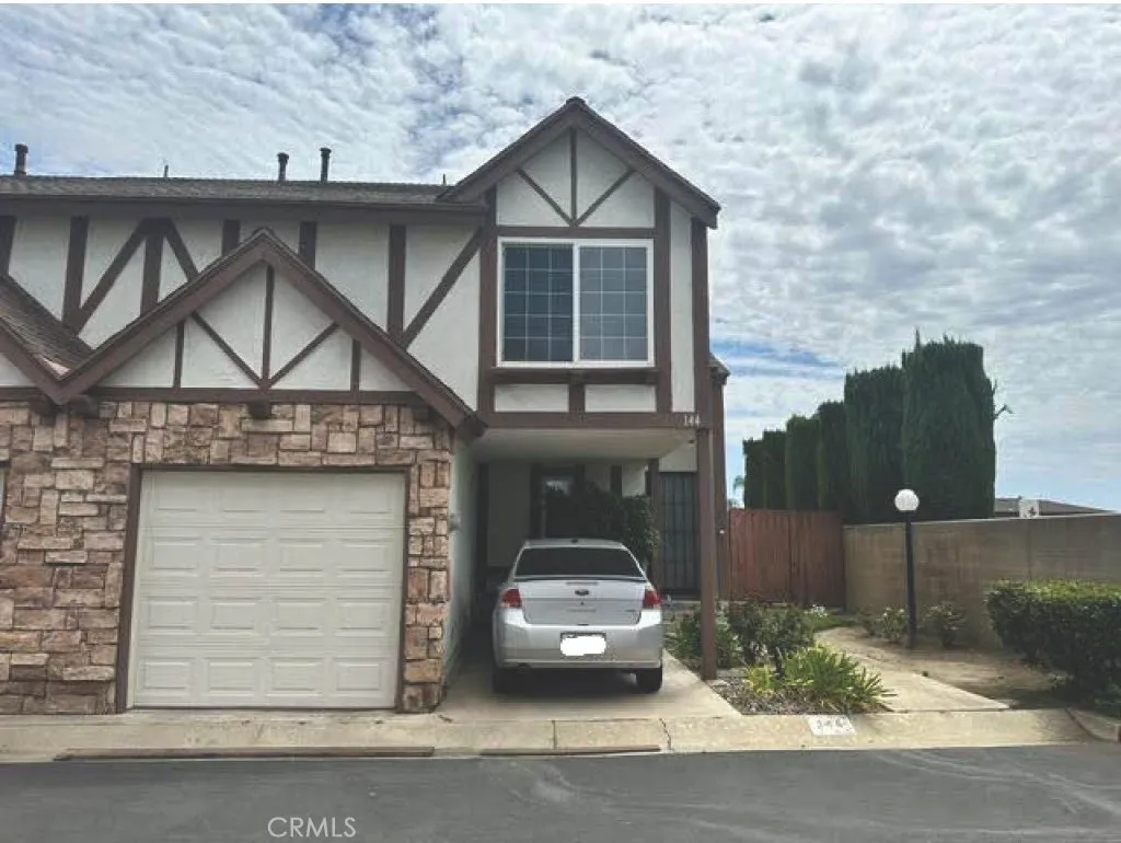 main property photo 0