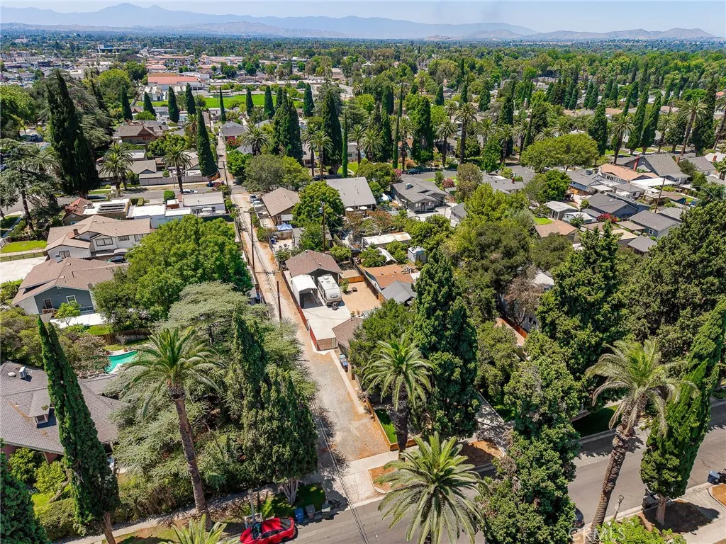 main property photo 68