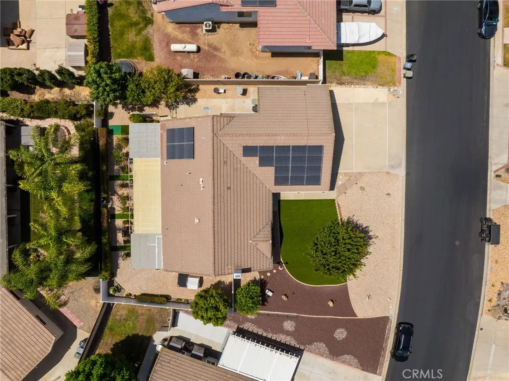 main property photo 34