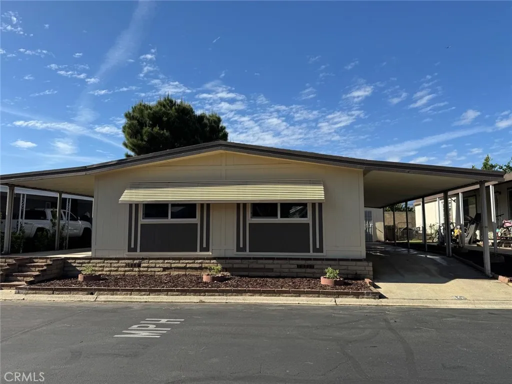 main property photo 0