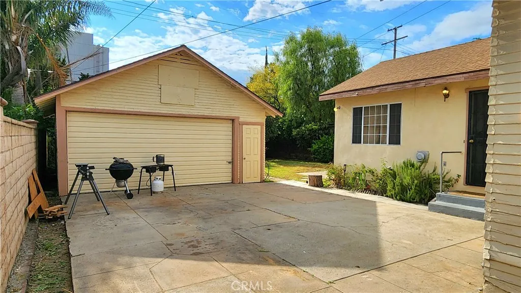 main property photo 26