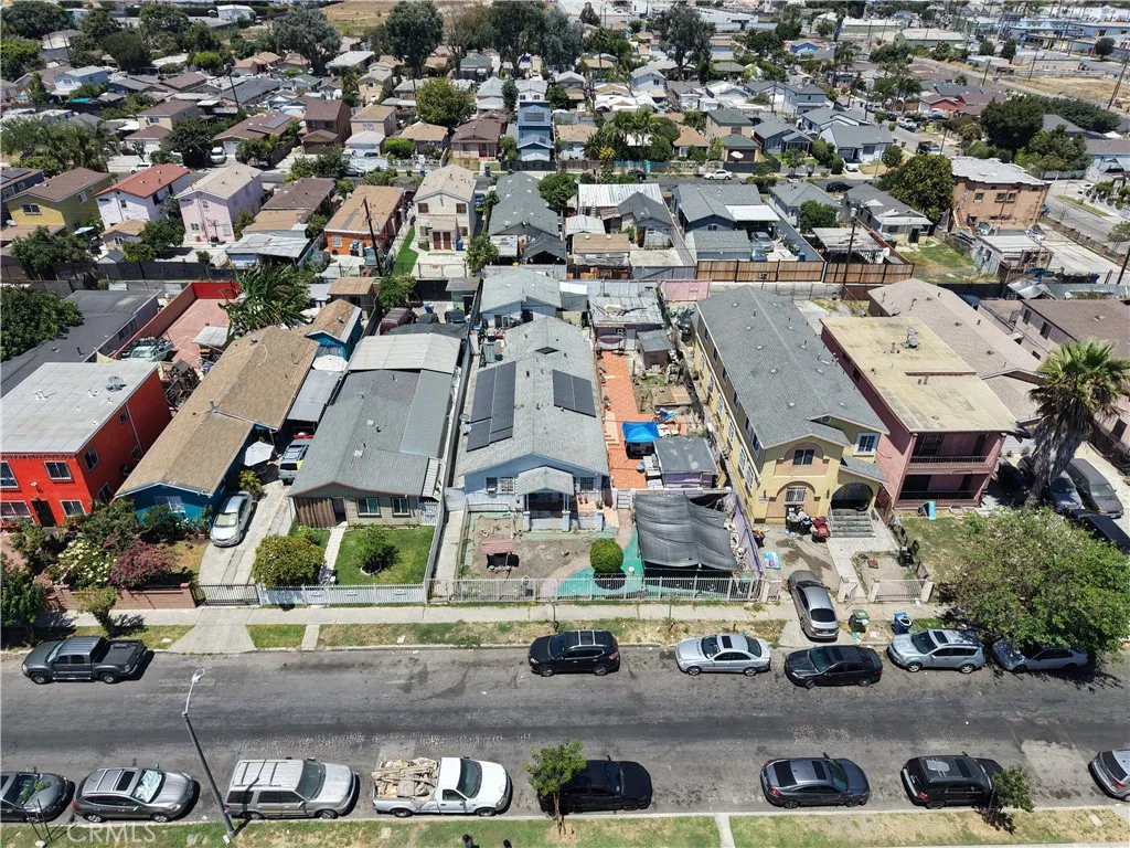 main property photo 10