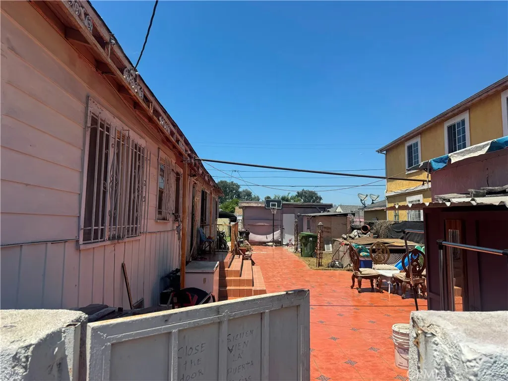 main property photo 12