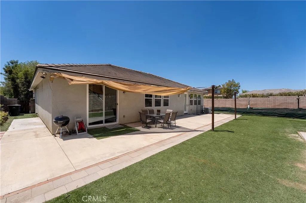 main property photo 23