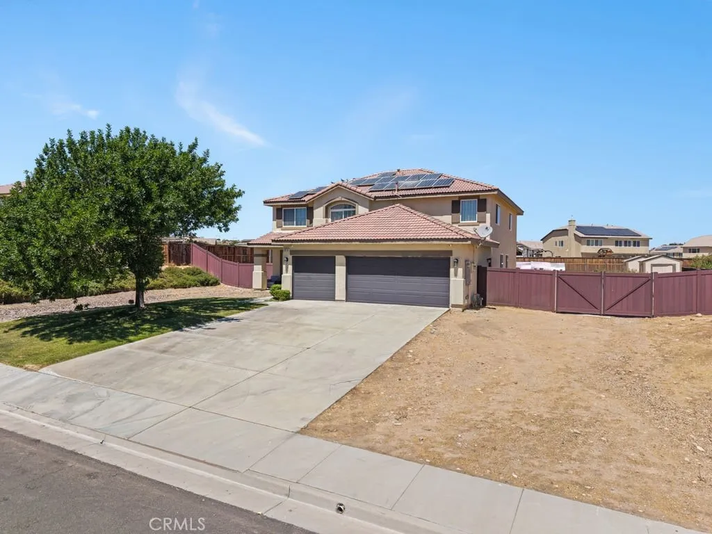 main property photo 3