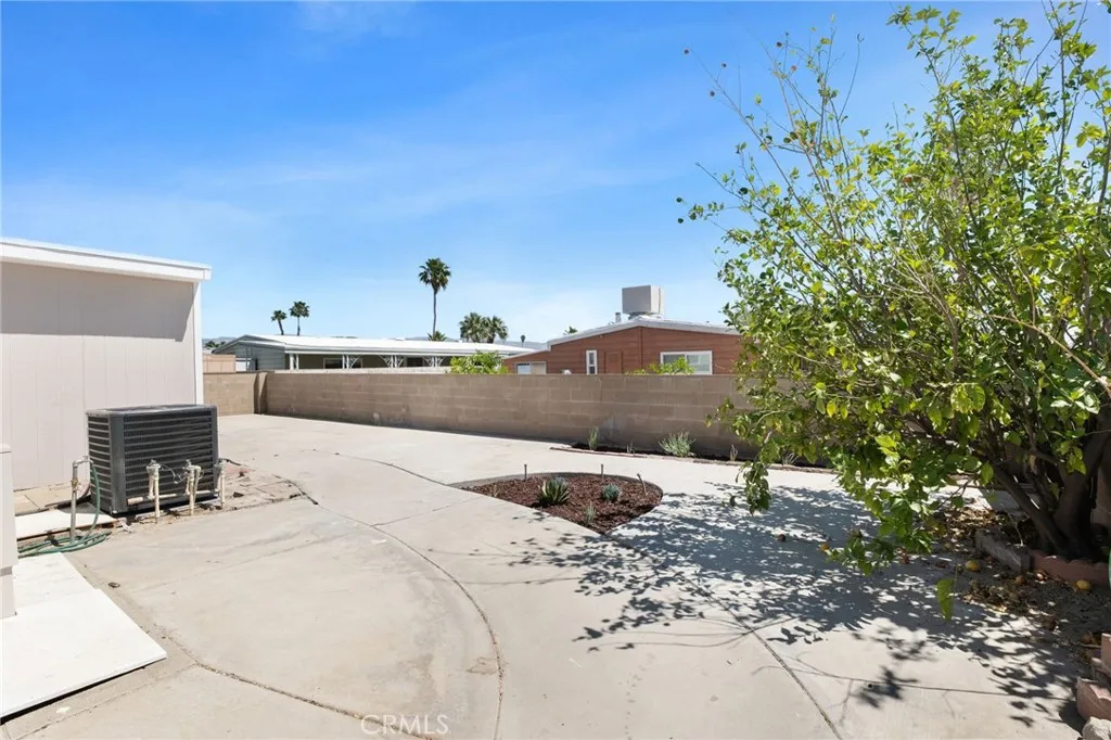 main property photo 29