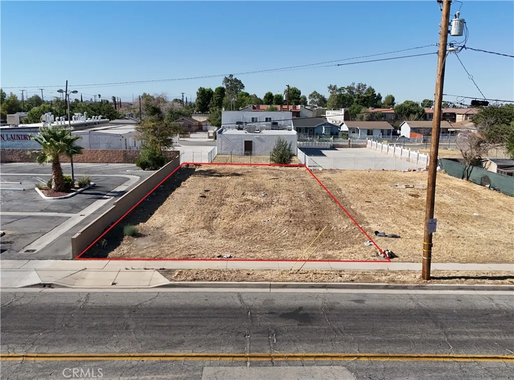 main property photo 10