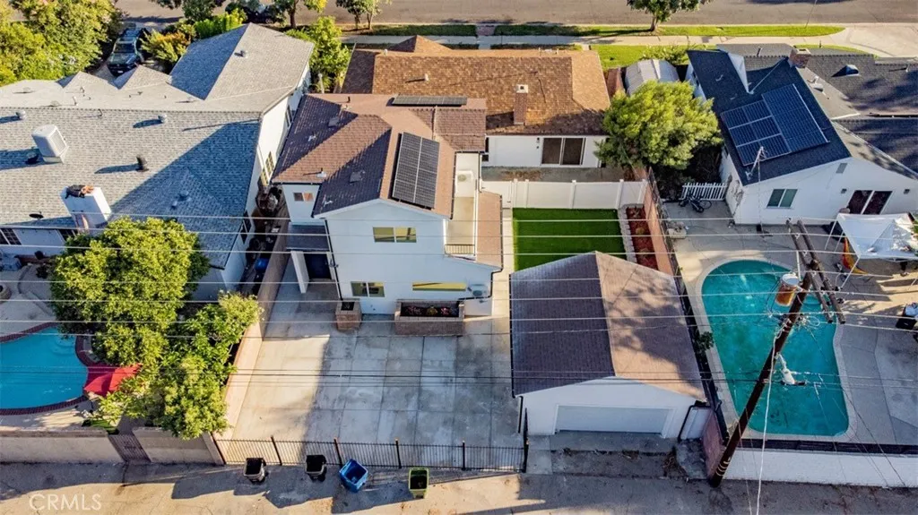 main property photo 58