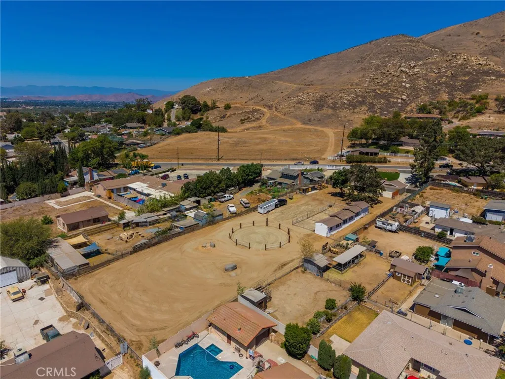 main property photo 64