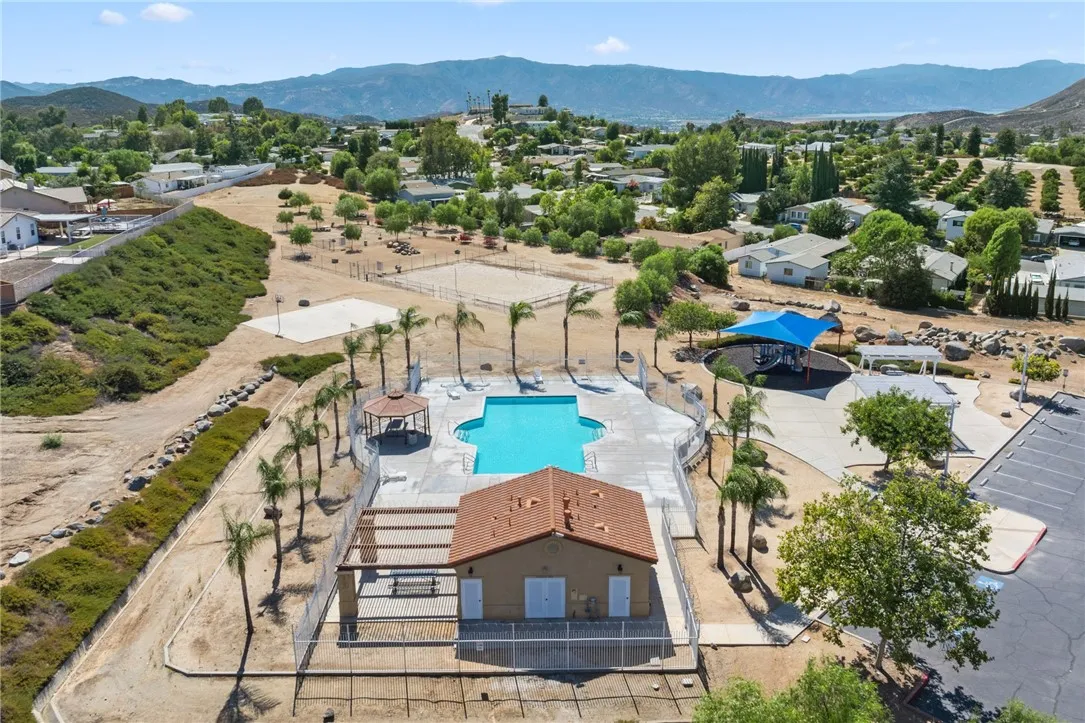 main property photo 65