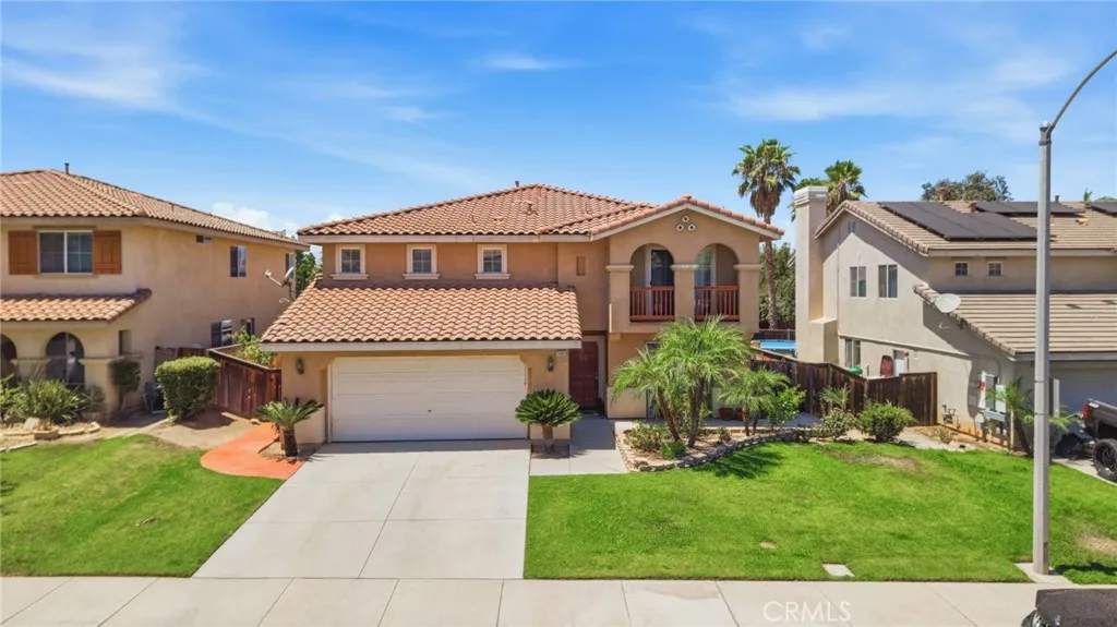 main property photo 40