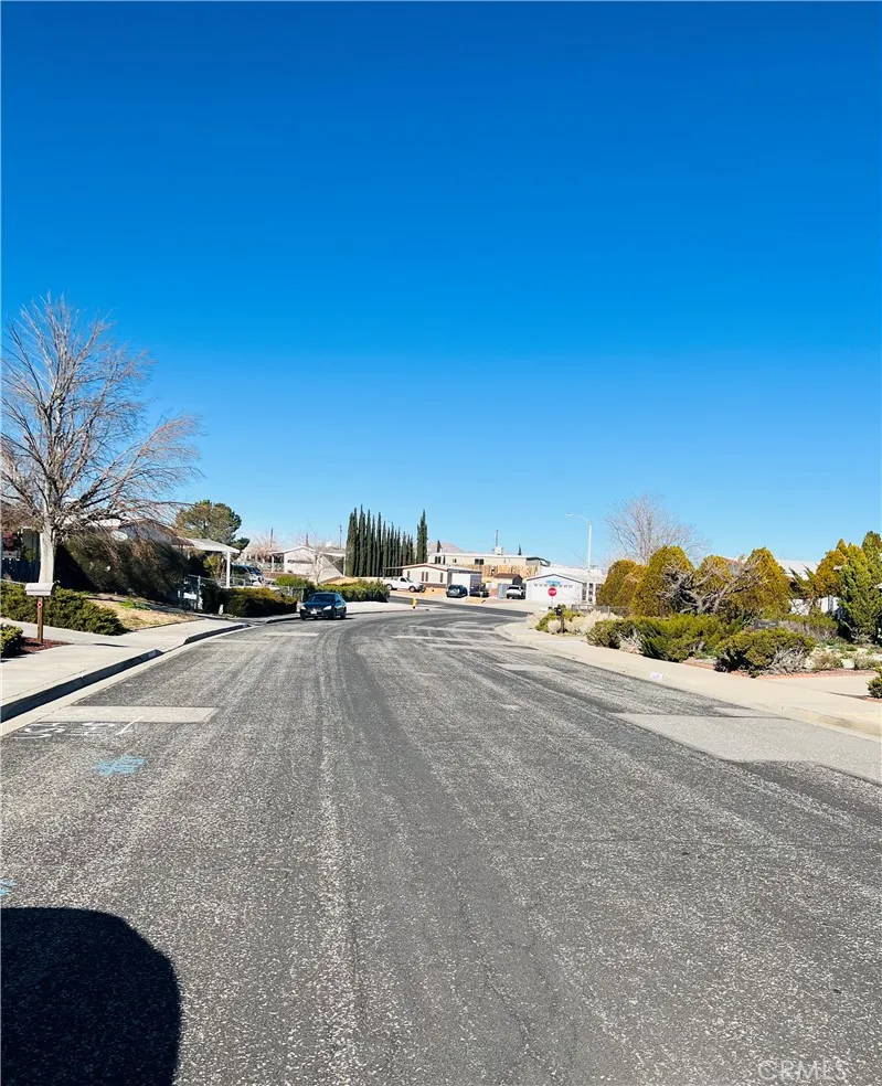 main property photo 11