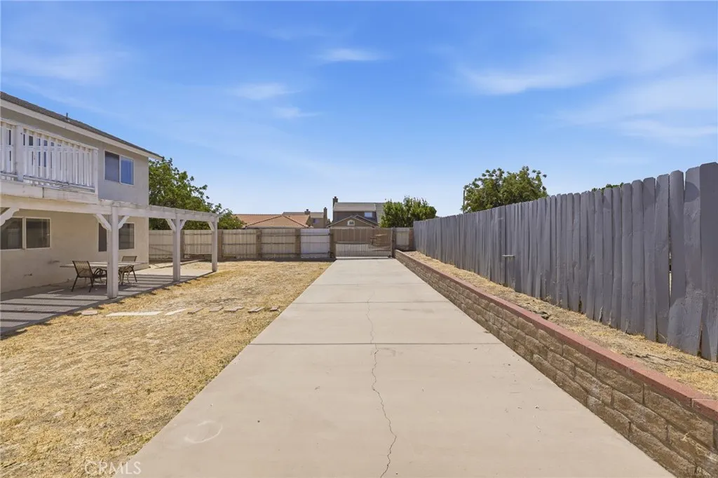 main property photo 39