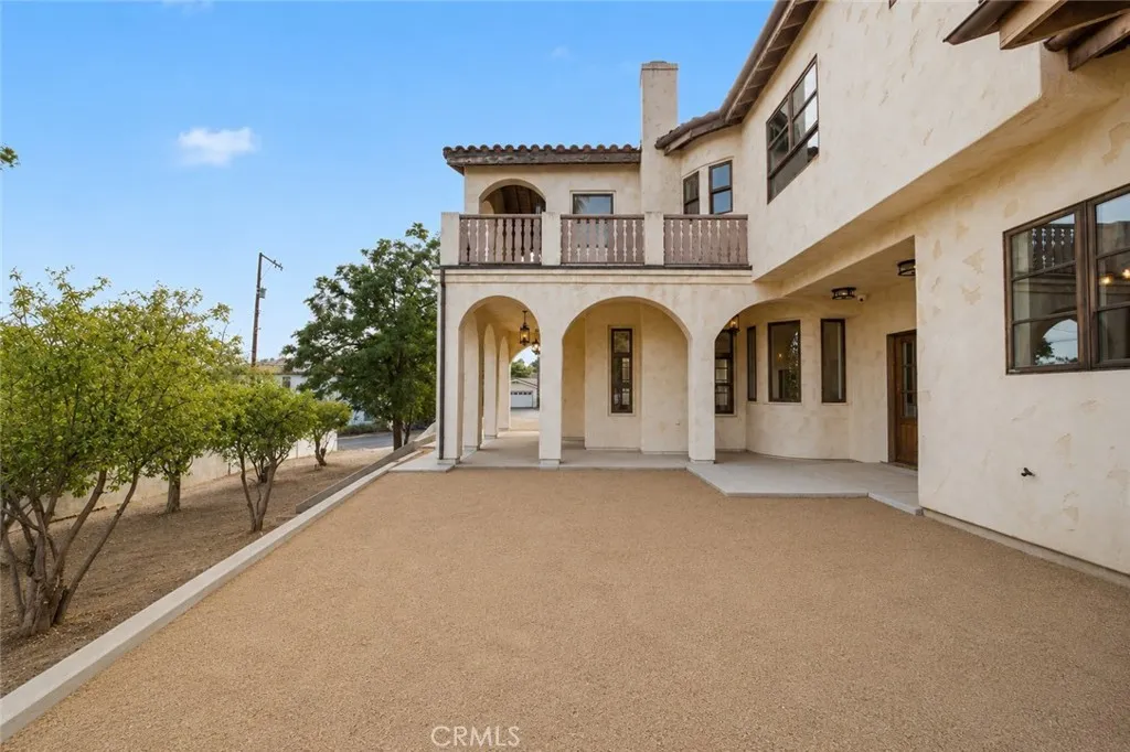 main property photo 60