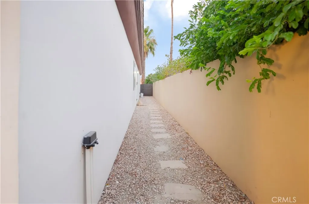 main property photo 66