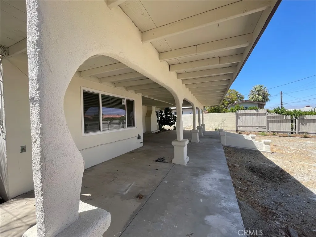 main property photo 30
