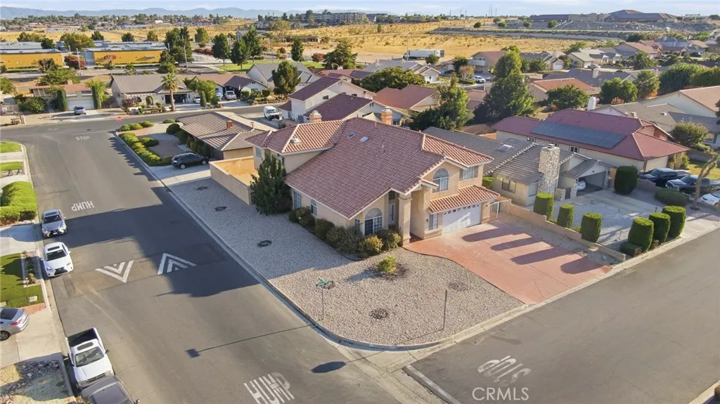 main property photo 22