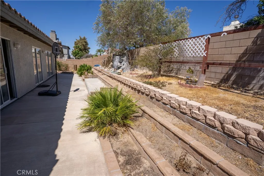 main property photo 26