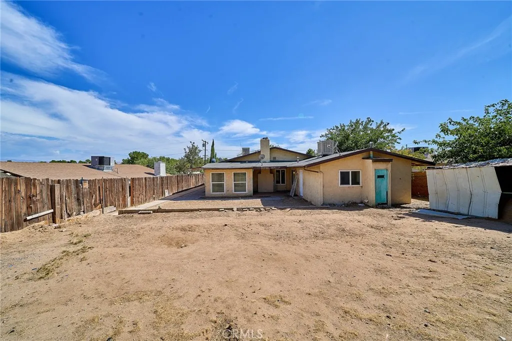 main property photo 30