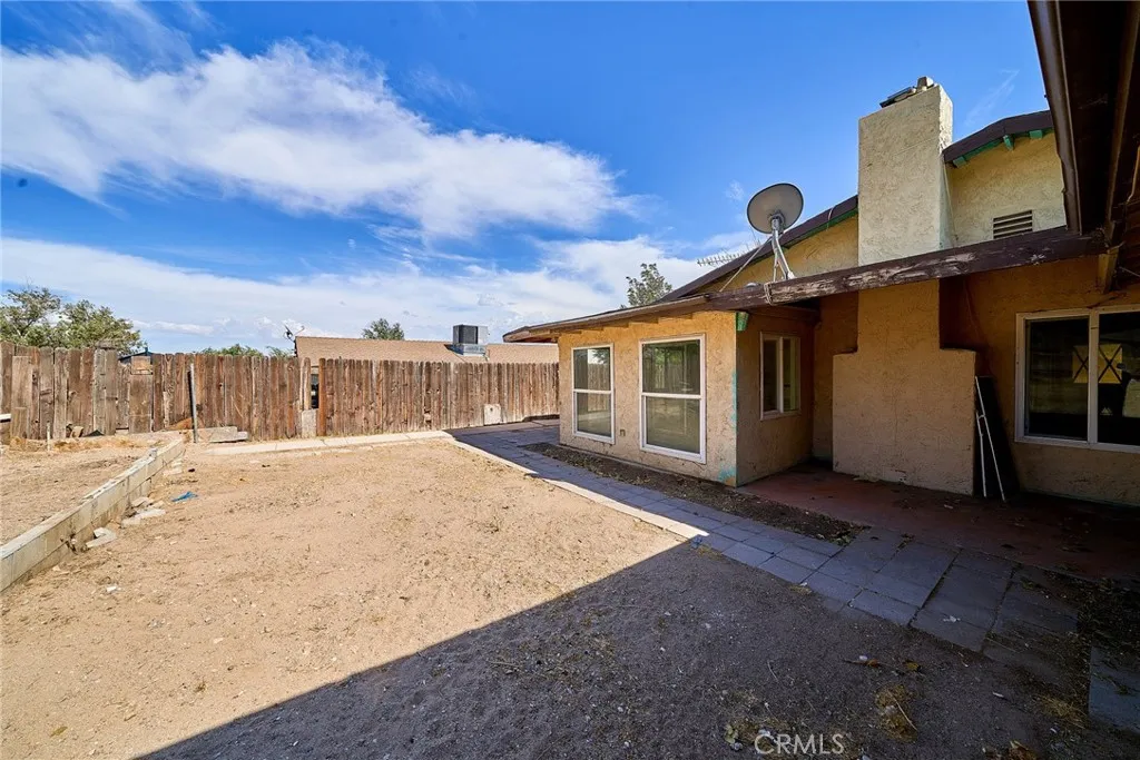 main property photo 32