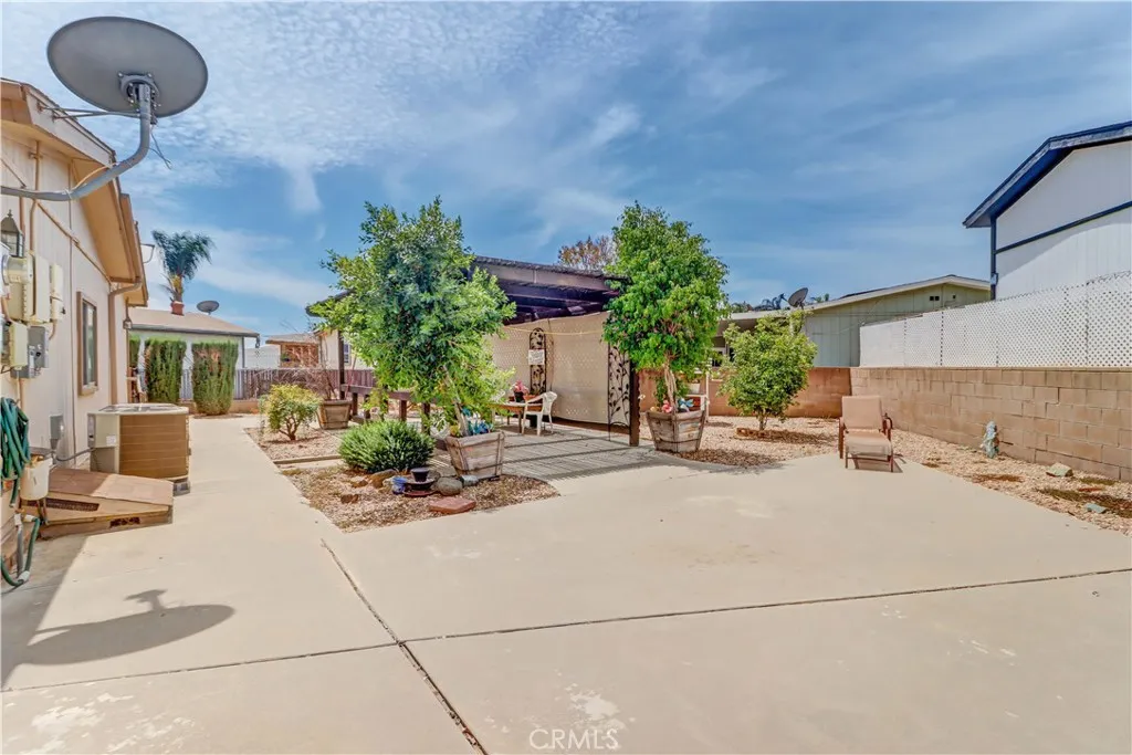 main property photo 39