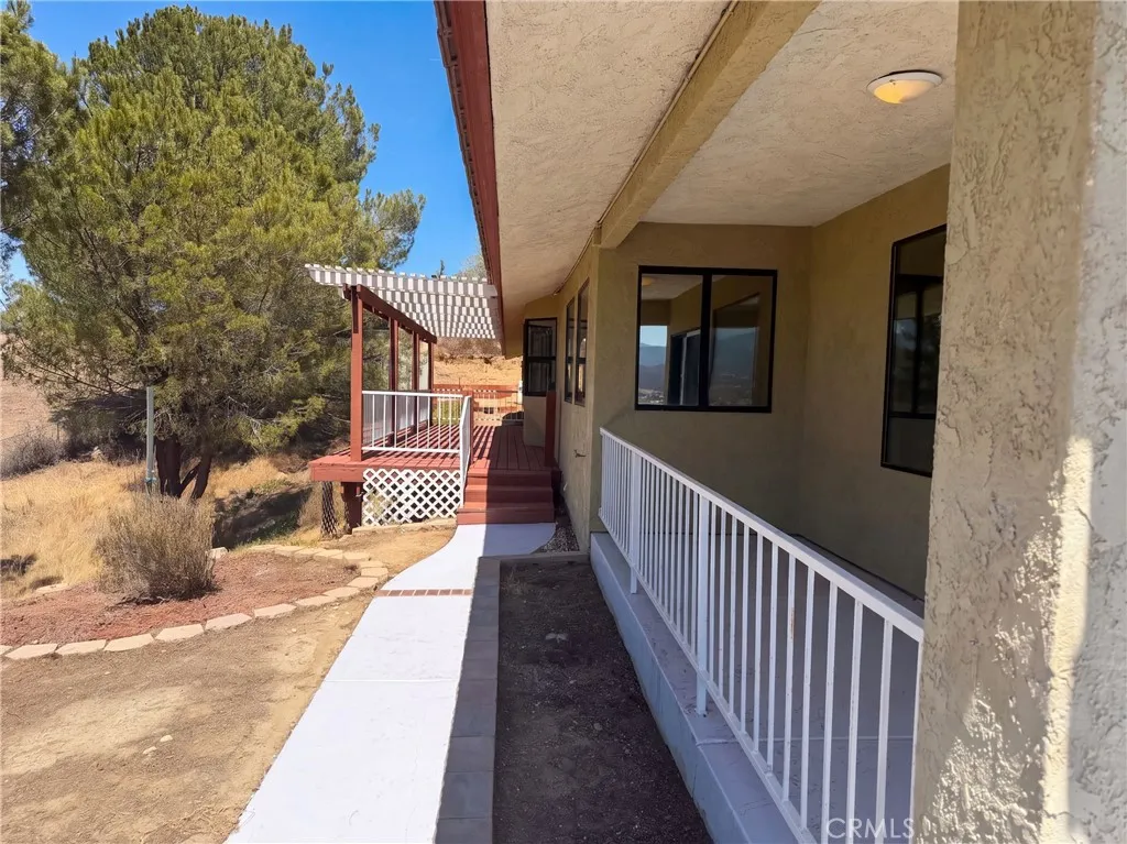 main property photo 32