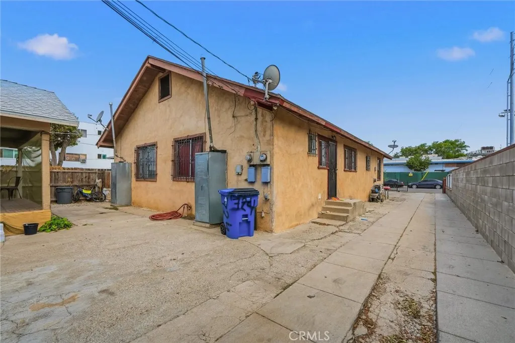 main property photo 4