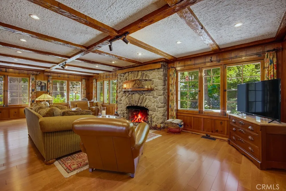 main property photo 34