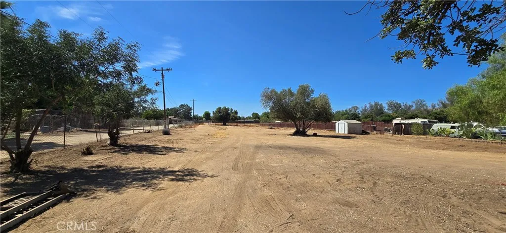 main property photo 26