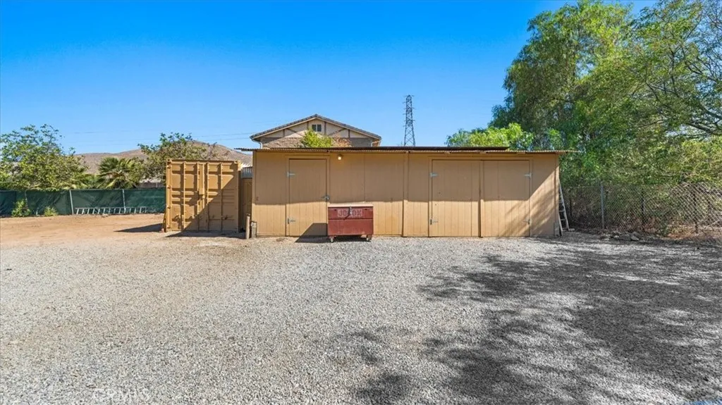 main property photo 35