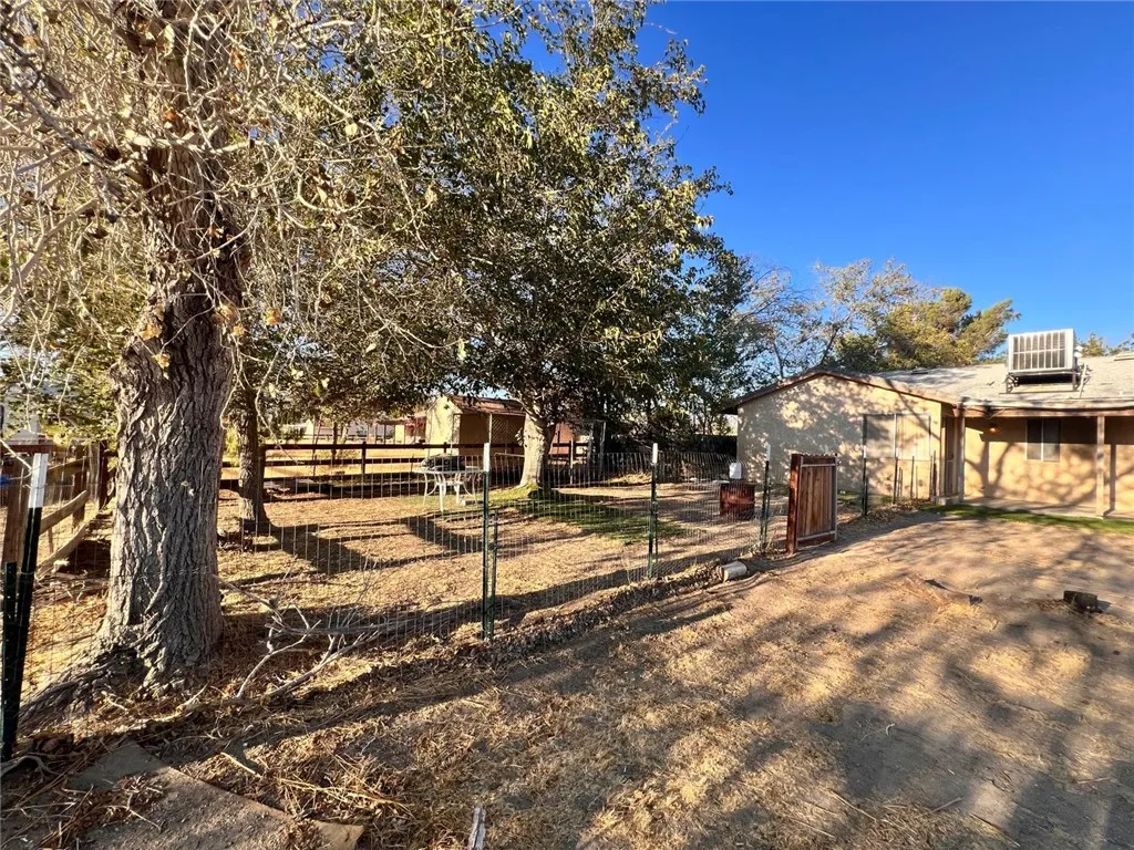 main property photo 36