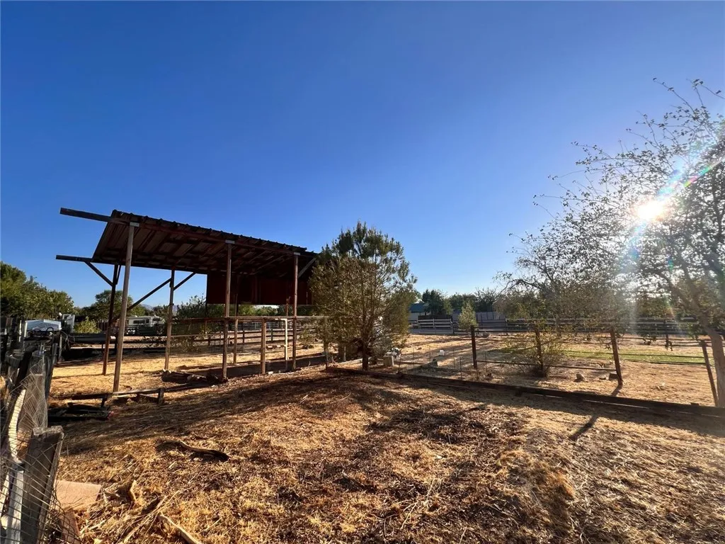 main property photo 37