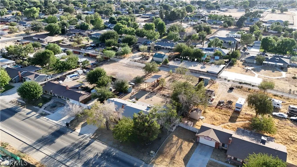 main property photo 41