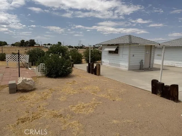 main property photo 11